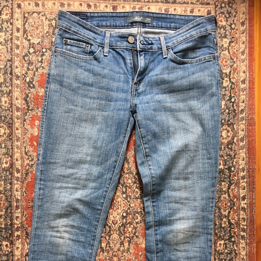 Levi’s skinny jeans
